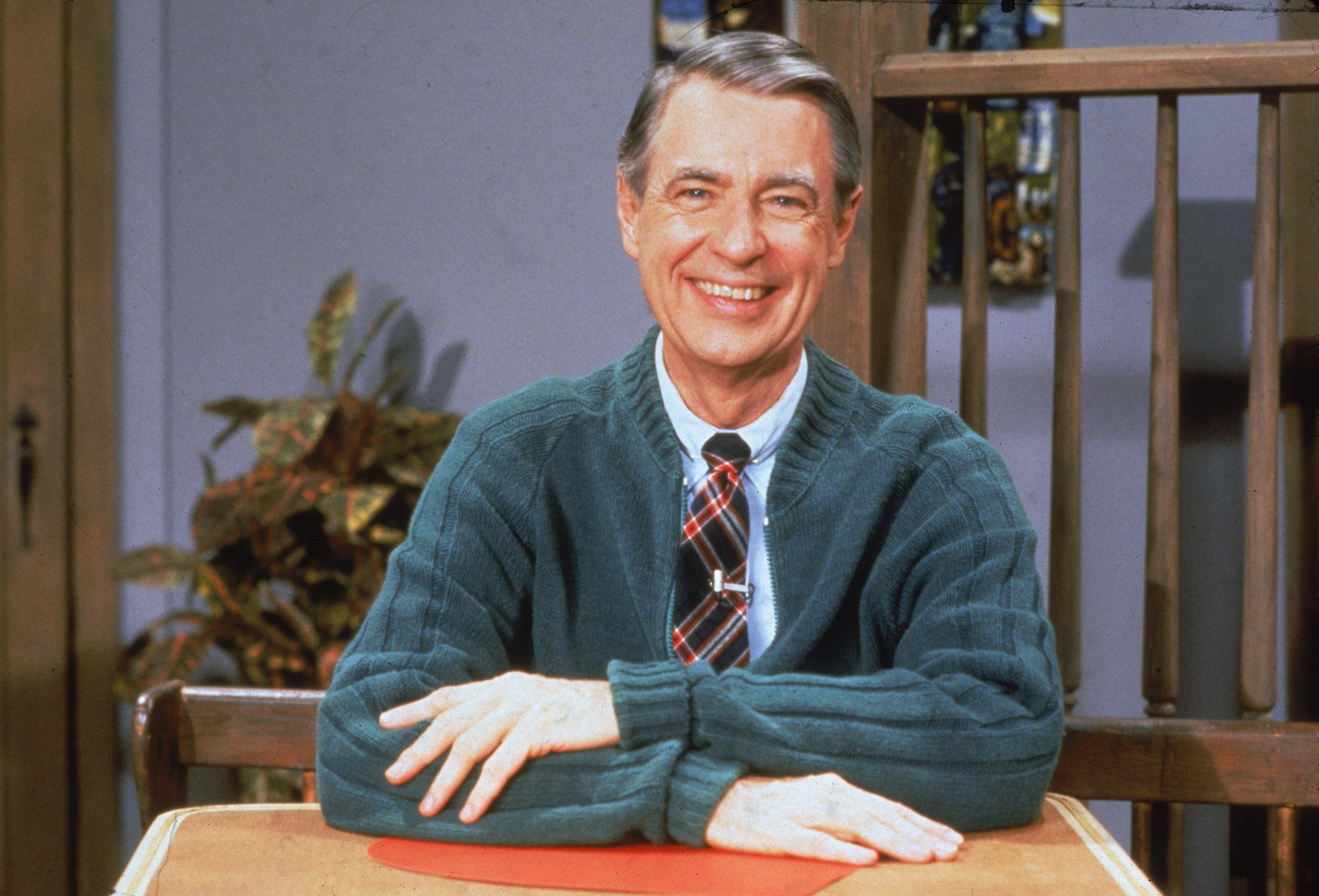 13 Good Neighbor Lessons We Learned from Mister Rogers