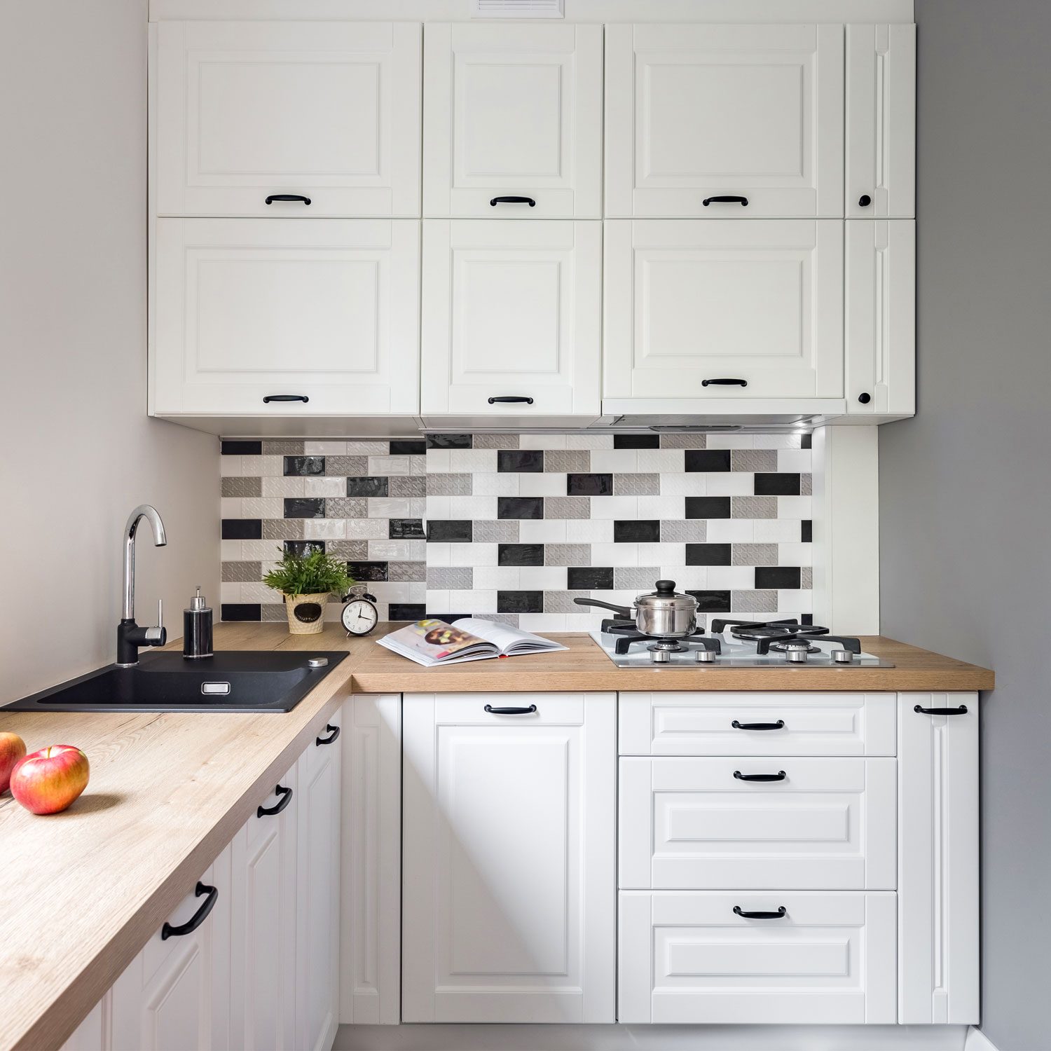 Small Kitchen With Classic White Furniture