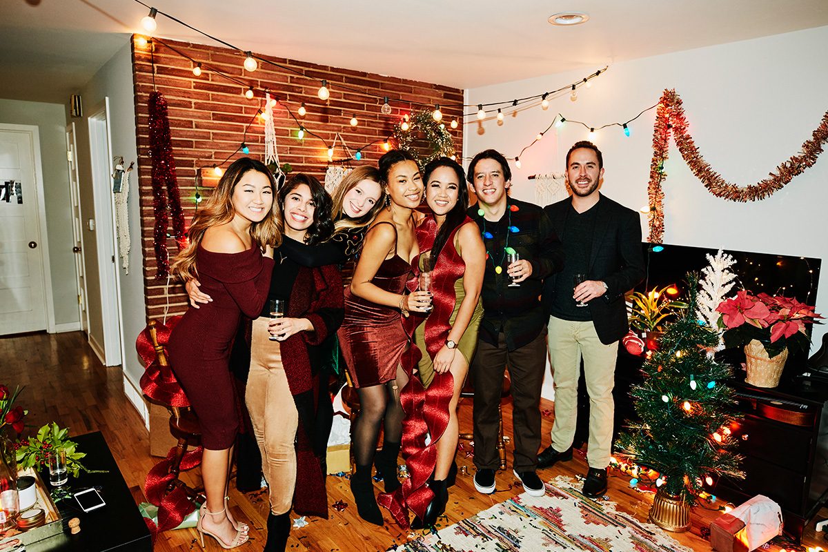 12 Tips for Throwing an Amazing Party in a Small Space